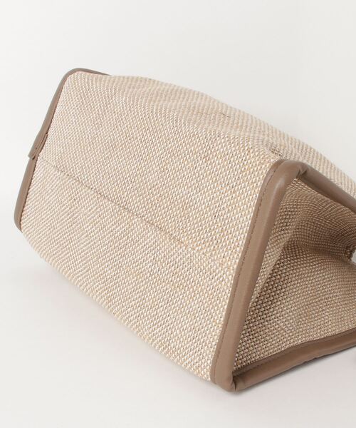 Uncut Bound（アンカットバウンド）の「生地ｺﾝﾋﾞﾄｰﾄ（ショルダーバッグ・レディース・ベージュ/ブラック・FREE）」の4枚目の写真