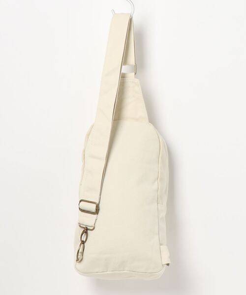 チャイハネ（チャイハネ）の「【チャイハネ】コンチョ＆刺繍ワンショルダーリュック（ボディバッグ/ウエストポーチ・レディース・ネイビー/ブラウン/ナチュラル・FREE）」の4枚目の写真