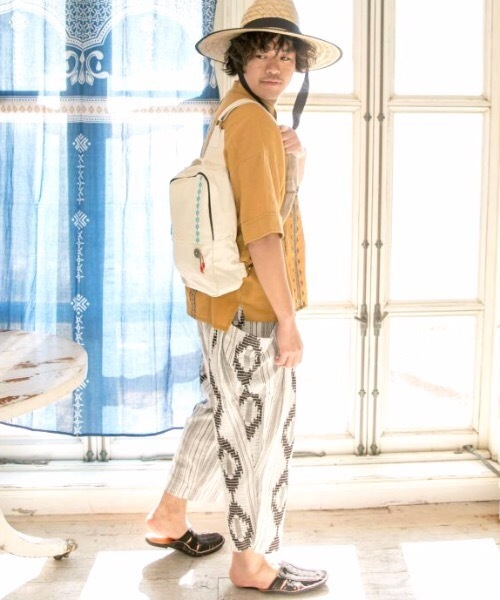 チャイハネ（チャイハネ）の「【チャイハネ】コンチョ＆刺繍ワンショルダーリュック（ボディバッグ/ウエストポーチ・レディース・ネイビー/ブラウン/ナチュラル・FREE）」の9枚目の写真