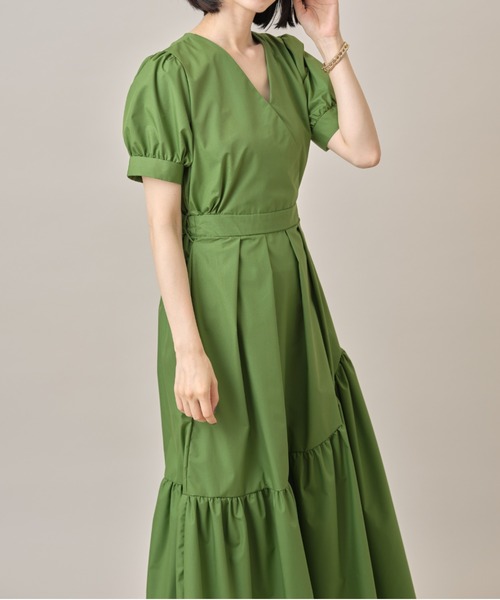 &. NOSTALGIA(アンドドットノスタルジア)の「カシュクールアシメティアードワンピース【ZOZO限定カラーあり】(ワンピース・レディース・グリーン/オレンジ/ブラック/パープル・FREE)」の3枚目の写真