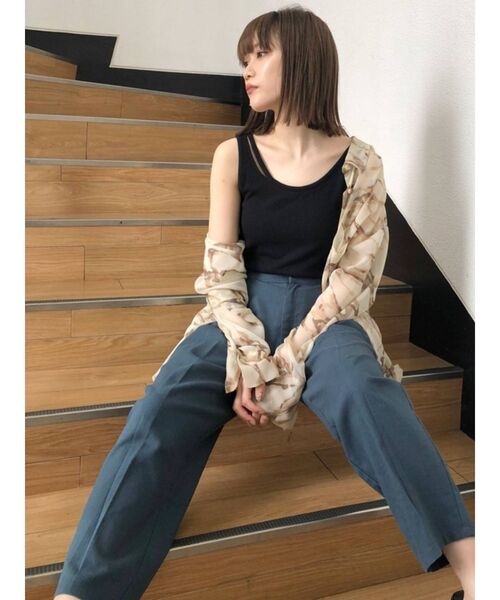 MURUA（ムルーア）の「ミリオンアイスパット入りスリットタンク（Tシャツ/カットソー・レディース・ホワイト/ブラック/カーキ・FREE）」の6枚目の写真