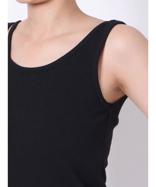 MURUA（ムルーア）の「ミリオンアイスパット入りスリットタンク（Tシャツ/カットソー・レディース・ホワイト/ブラック/カーキ・FREE）」の21枚目の写真