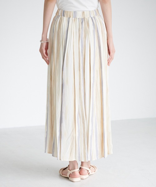 ROPE' PICNIC（ロペピクニック）の「手書き風ストライプロングスカート（スカート・レディース・パープル/イエロー/キャメル・38）」の14枚目の写真