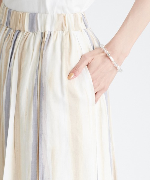 ROPE' PICNIC（ロペピクニック）の「手書き風ストライプロングスカート（スカート・レディース・パープル/イエロー/キャメル・38）」の11枚目の写真