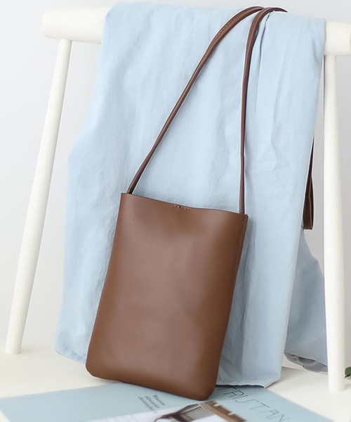 Ulysses(ユリシス)の「ミニショルダーバッグ(ショルダーバッグ・レディース・カーキ/オフホワイト/ブラック/イエロー/ピンク/ブルー/ブラウン/ベージュ・F)」の4枚目の写真