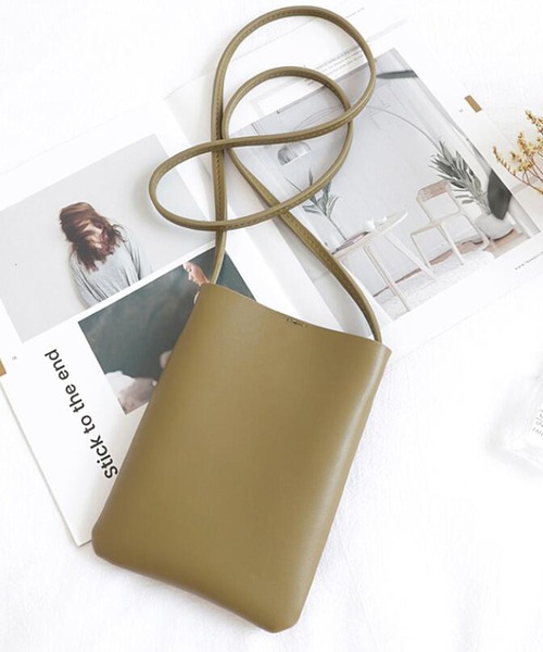 Ulysses(ユリシス)の「ミニショルダーバッグ(ショルダーバッグ・レディース・カーキ/オフホワイト/ブラック/イエロー/ピンク/ブルー/ブラウン/ベージュ・F)」の1枚目の写真