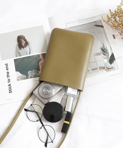 Ulysses(ユリシス)の「ミニショルダーバッグ(ショルダーバッグ・レディース・カーキ/オフホワイト/ブラック/イエロー/ピンク/ブルー/ブラウン/ベージュ・F)」の9枚目の写真