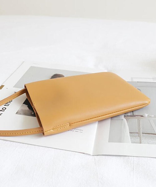 Ulysses(ユリシス)の「ミニショルダーバッグ(ショルダーバッグ・レディース・カーキ/オフホワイト/ブラック/イエロー/ピンク/ブルー/ブラウン/ベージュ・F)」の12枚目の写真