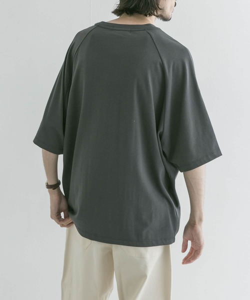 UR Lab.（アーバンリサーチラボ）の「シルケットルーズフィットTシャツ(5分袖)（Tシャツ/カットソー・メンズ・ホワイト/チャコールグレー/カーキ・MEDIUM/LARGE）」の3枚目の写真