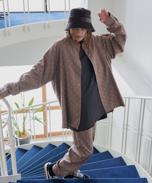 AIVER(アイバー)の「AIVER オリジナル和柄ジャガードL/Sシャツ Fabric by 西村庄治商店(シャツ/ブラウス・メンズ・ピンクベージュ/ブラック/ダークグレー・MEDIUM/LARGE)」の18枚目の写真