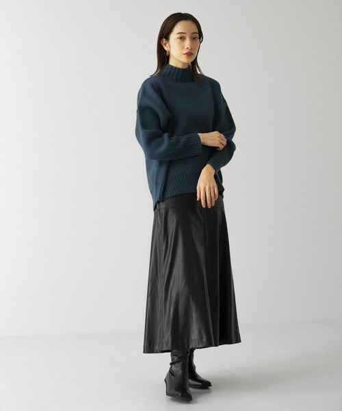KBF（ケイビーエフ）の「フェイクレザーフレアスカート（スカート・レディース・ブラック/ネイビー/グレー系その他・ONE）」の8枚目の写真