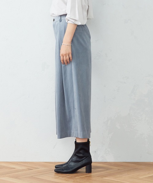 COMME CA ISM(コムサイズム)の「ジャージー コーデュロイ ワイドパンツ(その他パンツ・レディース・グレイッシュベージュ/チャコール/サックスブルー/ブラウン/ブラック・SMALL/MEDIUM/LARGE)」の12枚目の写真