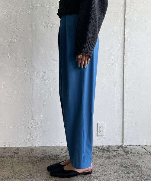 CAPRICIEUX LE'MAGE(カプリシューレマージュ)の「3タックワイドパンツ(その他パンツ・レディース・ブラック/ブルー・36/38)」の4枚目の写真