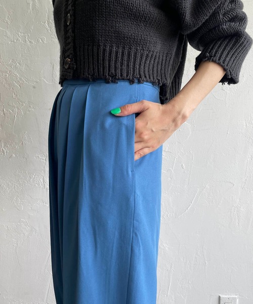 CAPRICIEUX LE'MAGE(カプリシューレマージュ)の「3タックワイドパンツ(その他パンツ・レディース・ブラック/ブルー・36/38)」の7枚目の写真