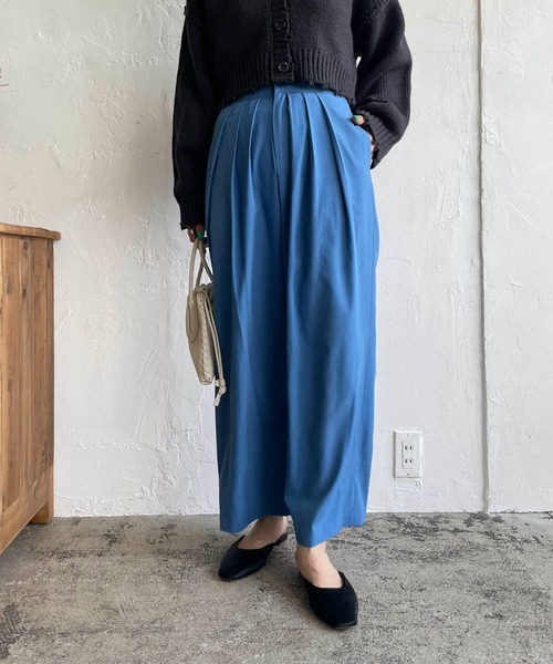 CAPRICIEUX LE'MAGE(カプリシューレマージュ)の「3タックワイドパンツ(その他パンツ・レディース・ブラック/ブルー・36/38)」の17枚目の写真