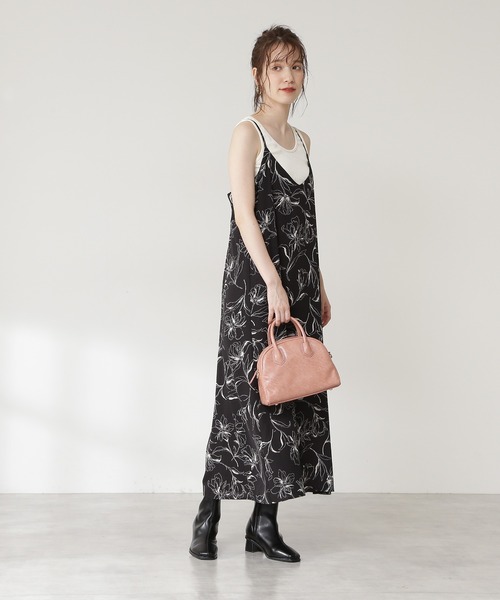 N.（N. Natural Beauty Basic）（エヌエヌナチュラルビューティーベーシック）の「◆バックリボンキャミワンピース（ワンピース・レディース・グレー/カーキ/ブラック系その他・MEDIUM）」の4枚目の写真
