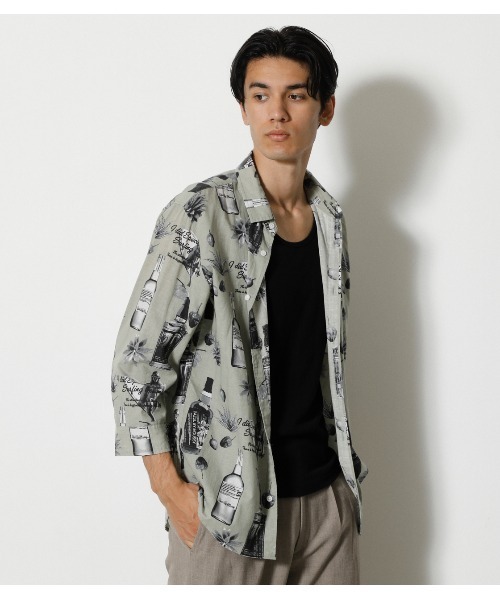AZUL by moussy（アズールバイマウジー）の「LINEN BLEND ALOHA SHIRT/リネンブレンドアロハシャツ（シャツ/ブラウス・メンズ・ブラック系その他/ホワイト系その他/グリーン系その他2・SMALL/LARGE/MEDIUM）」の3枚目の写真
