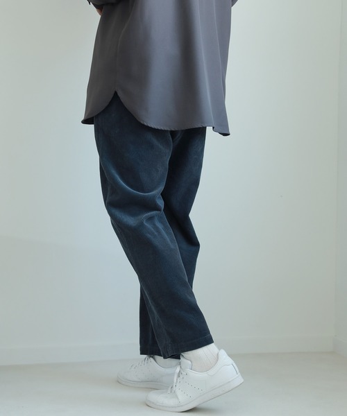 LAKOLE(ラコレ)の「ソフトコーデュロイワイドパンツ / 218464(その他パンツ・メンズ・グレー/ダークブラウン/アイボリー/ライトグリーン/ネイビー・SMALL/MEDIUM/LARGE)」の1枚目の写真