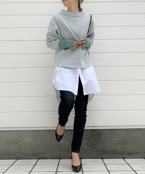 Q（キュー）の「切替ドルマンニット（ニット/セーター・レディース・ライトグレー/ネイビー/チェリーピンク/ブルー/ペールイエロー/アイボリー/セージグリーン/ホワイト・MEDIUM）」の14枚目の写真