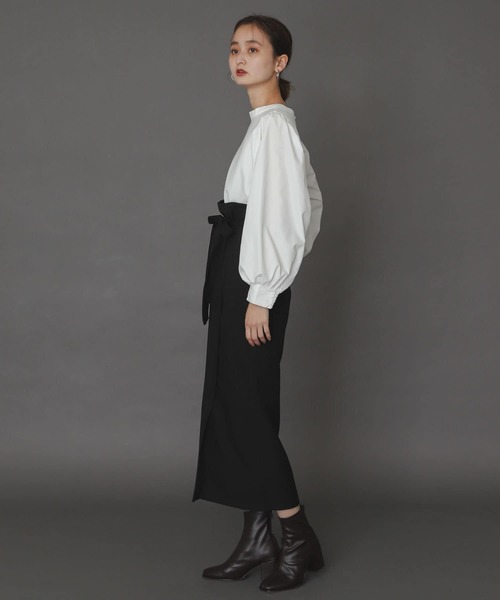 SENSE OF PLACE by URBAN RESEARCH（センスオブプレイスバイアーバンリサーチ）の「ボリュームスリーブドッキングカットトップ（Tシャツ/カットソー・レディース・ライトベージュ/オフホワイト/ブラック/ブルー/ブラウン・ONE）」の9枚目の写真