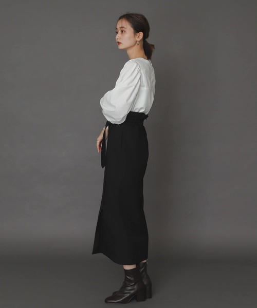 SENSE OF PLACE by URBAN RESEARCH（センスオブプレイスバイアーバンリサーチ）の「ボリュームスリーブドッキングカットトップ（Tシャツ/カットソー・レディース・ライトベージュ/オフホワイト/ブラック/ブルー/ブラウン・ONE）」の10枚目の写真