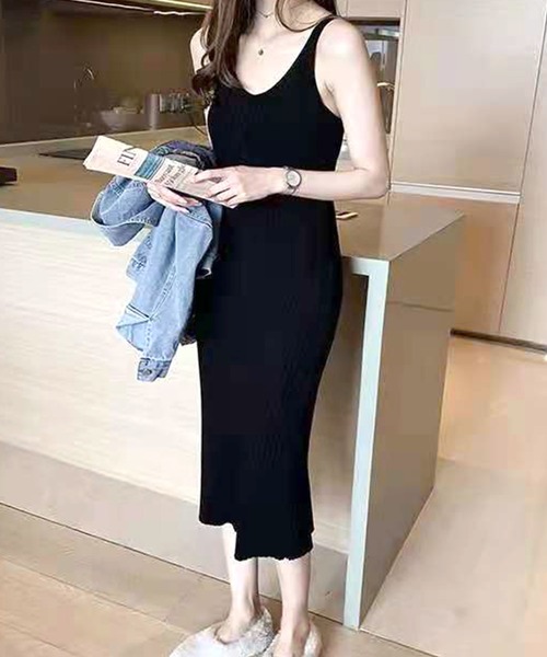 Primazel（プリマゼル）の「マキシ丈ノースリーブニットワンピース（ワンピース・レディース・ブラック/ベージュ/ブラウン・M）」の11枚目の写真