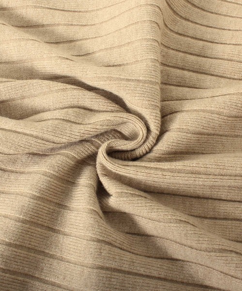 Primazel（プリマゼル）の「マキシ丈ノースリーブニットワンピース（ワンピース・レディース・ブラック/ベージュ/ブラウン・M）」の9枚目の写真