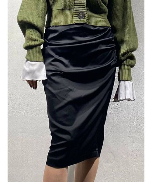 EMODA（エモダ）の「サイドギャザーフレアスカート（スカート・レディース・グレー/ブラック・SMALL/MEDIUM）」の2枚目の写真