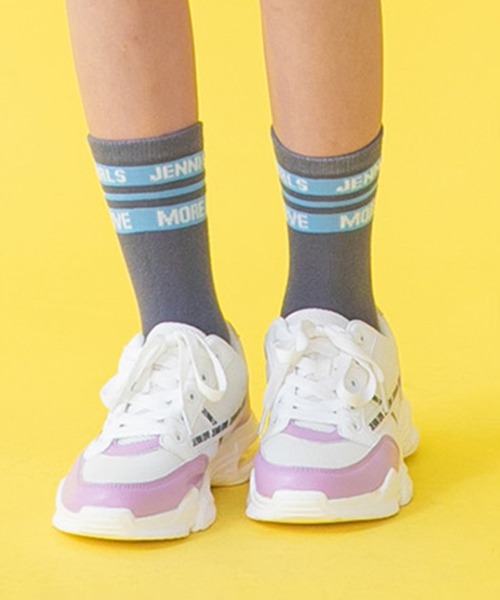 JENNI love（ジェニィラブ）の「ロゴテープスニーカー（スニーカー・キッズ・ブラック/オフホワイト/サックスブルー/ラベンダー・22cm/23cm/24cm/20cm/21cm）」の4枚目の写真