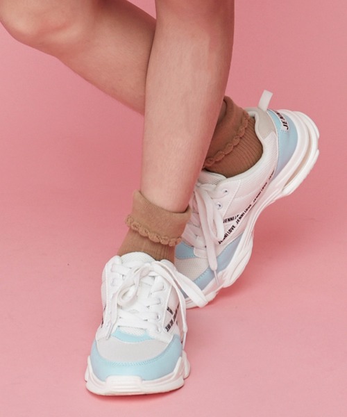 JENNI love（ジェニィラブ）の「ロゴテープスニーカー（スニーカー・キッズ・ブラック/オフホワイト/サックスブルー/ラベンダー・22cm/23cm/24cm/20cm/21cm）」の3枚目の写真