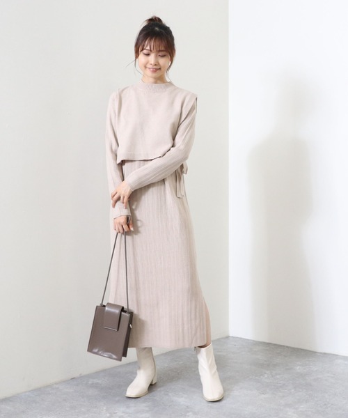 archives（アルシーヴ）の「サイドリボンベスト＋ランダムリブニットワンピース（ワンピース・レディース・アイボリー/グレイッシュベージュ/ブラウン・MEDIUM）」の18枚目の写真