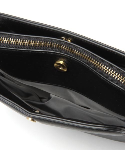 studio CLIP（スタディオクリップ）の「アオリポケットミニショルダーバッグ（ショルダーバッグ・レディース・ブラック/ブラウン・FREE）」の9枚目の写真