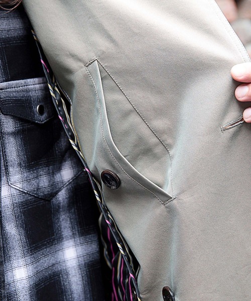 RATTLE TRAP（ラトルトラップ）の「【ライナー着脱可能】襟レザー切り替えトレンチコート（トレンチコート・メンズ・カーキ・S/M/L）」の15枚目の写真