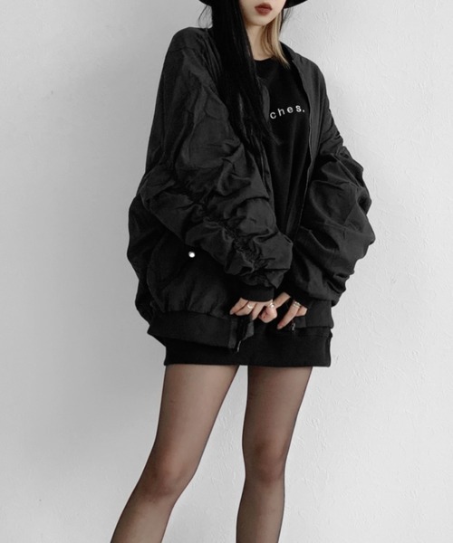 LVEU.（ラブユ.）の「【LVEU.】ルーズギャザーMA-1ブルゾン / アウター ブルゾン MA-1 ビッグ オーバー ギャザー ミドル カジュアル ストリート ミリタリー ブラック グレー カーキ（MA-1・レディース・ライトグレー/ブラック/カーキ・FREE）」の19枚目の写真