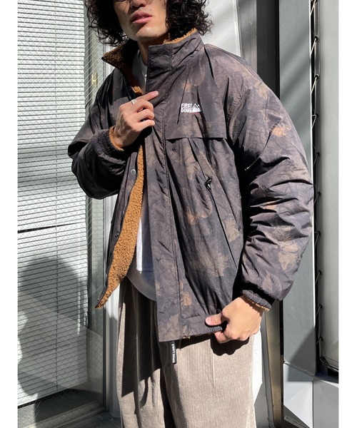 FIRST DOWN（ファーストダウン）の「【FIRST DOWN】リバーシブルボアジャケット（ブルゾン・メンズ・ブラック/キャメル/オフホワイト・LARGE/X-LARGE）」の11枚目の写真