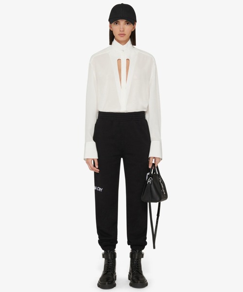 GIVENCHY(ジバンシイ)の「GIVENCHY 4G スリム ジョギングパンツ(その他パンツ・レディース・ブラック・S/XS)」の2枚目の写真
