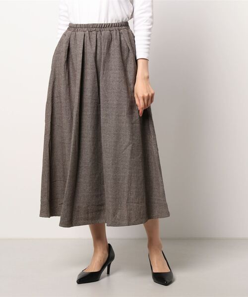Samansa Mos2 blue（サマンサモスモスブルー）の「ヘリンボーンフレアスカート（スカート・レディース・ブラウン/グレー/チャコール・ﾌﾘ-）」の4枚目の写真