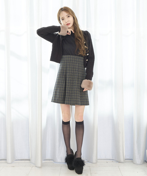 TITTY&CO.（ティティーアンドコー）の「フェイクファーケーブルニットトップス（ニット/セーター・レディース・オフホワイト/ブラック/ピンク・FREE）」の15枚目の写真