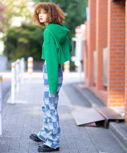 X-girl（エックスガール）の「THERMAL COMPACT HOODIE（パーカー・レディース・イエロー/グリーン/ブラック・S/M）」の6枚目の写真