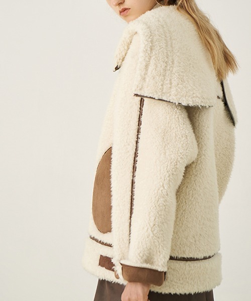 Fano Studios（ファノ ストゥディオズ）の「ビックカラー フーディー