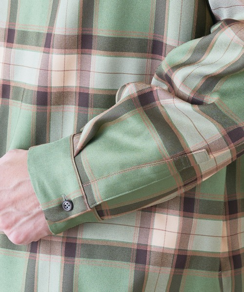 Lui's（ルイス）の「ロイヤルチェックスリットビッグシルエットシャツ（シャツ/ブラウス・メンズ・ライム/ネイビー/グリーン/ブラック・FREE）」の16枚目の写真