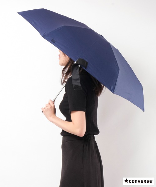 CONVERSE（コンバース）の「CONVERSE 折りたたみ傘（折りたたみ傘・レディース・ブラック/ネイビー/グレー・50）」の16枚目の写真