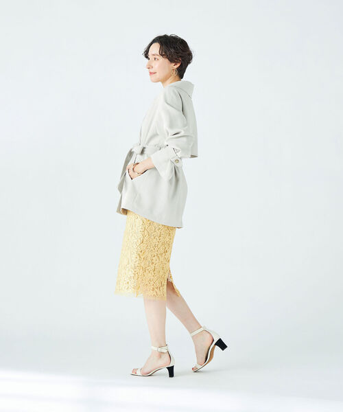 NOLLEY’S Sophi（ノーリーズソフィ）の「中空糸バッククロスショートトレンチコート（トレンチコート・レディース・ベージュ/キャメル・36/38）」の6枚目の写真