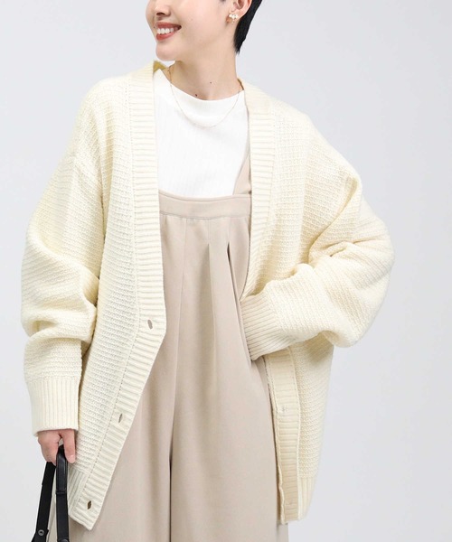 HONEYSUCKLE ROSE（ハニーサックルローズ）の「【HONEYSUCKLE ROSE】地柄編みカーディガン（カーディガン/ボレロ・レディース・ホワイト×イエロー/オフホワイト/ホワイト×グレー/ベージュ・M/L）」の2枚目の写真