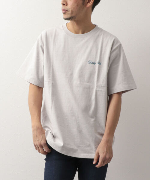 UNIVERSAL OVERALL(ユニバーサルオーバーオール)の「【UNIVERSAL OVERALL/ユニバーサルオーバーオール】別注 WINDYCITY プリントTシャツ(Tシャツ/カットソー・メンズ・ブラック/ホワイト/ライトグレー・M/L/XL)」の20枚目の写真