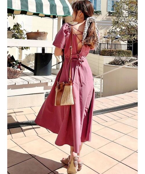 RESEXXY(リゼクシー)の「スクエアチェーンデザインサンダル(サンダル・レディース・ベージュ/ブラウン/ブラック・MEDIUM/SMALL/LARGE)」の17枚目の写真