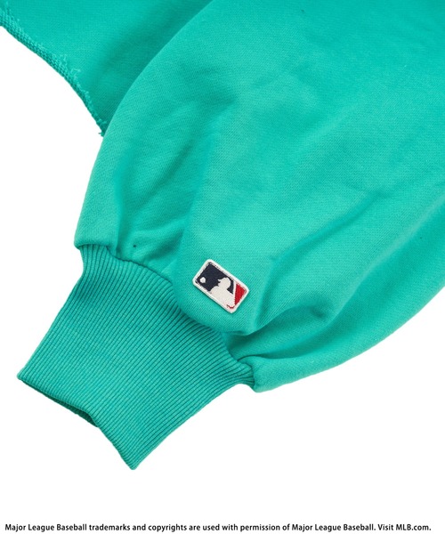 BACK TO THE FIELD（バック トゥー ザ フィールド）の「【MLB】ロゴショート丈トップス（スウェット・レディース・ホワイト/ブラック/グリーン・FREE）」の8枚目の写真