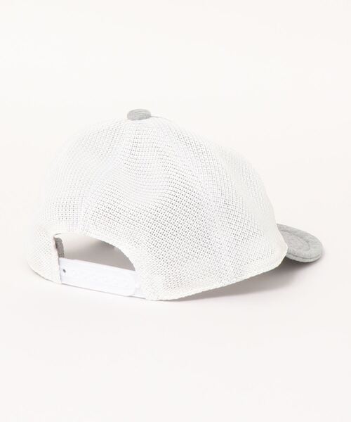THE NORTH FACE（ザノースフェイス）の「THE NORTH FACE/ザ・ノース・フェイス/K SE LOGO MESH CAP/キッズ　スクエアロゴメッシュキャップ/HEADWEAR/ﾍｯﾄﾞｳｪｱ/NNJ02001/K SE LOGO MESH CAP（キャップ・キッズ・グレー/ベージュ・FREE）」の3枚目の写真