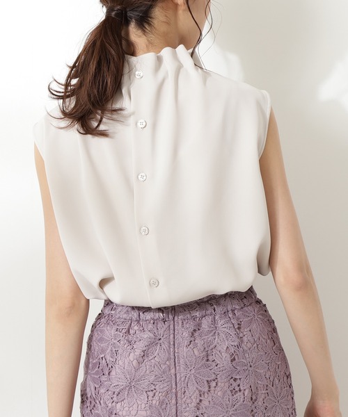 N.（N. Natural Beauty Basic）（エヌエヌナチュラルビューティーベーシック）の「【追加生産】◆ペーパーバックノースリーブブラウス（シャツ/ブラウス・レディース・ブラック/グレー/クリーム/カーキ/ピンク/ブルー・MEDIUM）」の19枚目の写真