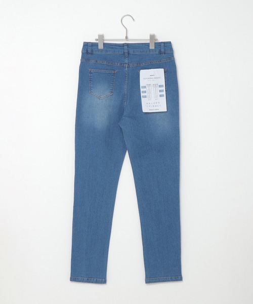 ikka（イッカ）の「デニムストレッチスキニーパンツ（デニムパンツ・レディース・ブルー/オフホワイト/ネイビー・M/L/S）」の4枚目の写真